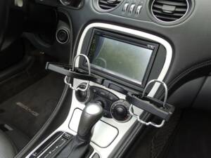 Image 60/97 de Mercedes-Benz SL 55 AMG (2003)