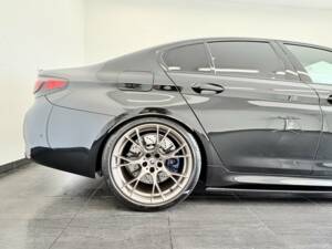 Image 5/31 of BMW M5 xDrive (2021)