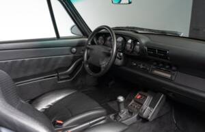 Image 19/32 de Porsche 911 Carrera 4S (1998)