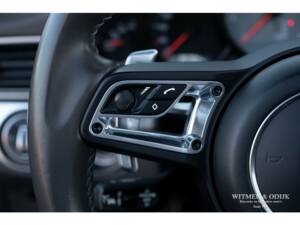 Image 13/44 of Porsche 911 Carrera S (2016)