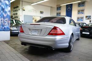 Bild 16/34 von Mercedes-Benz CL 65 AMG (2004)
