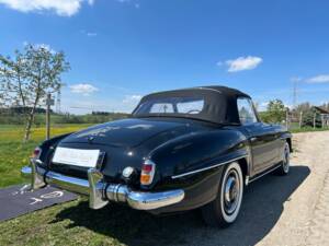 Image 23/53 of Mercedes-Benz 190 SL (1956)