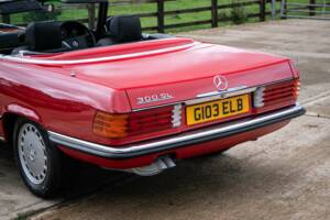 Image 10/32 de Mercedes-Benz 300 SL (1993)