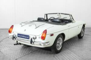 Bild 27/50 von MG MGB (1975)