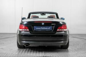 Image 13/50 de BMW 120i (2008)