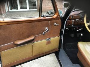 Image 7/25 of Mercedes-Benz 220 S (1958)