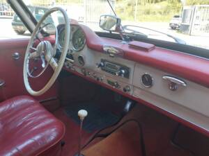 Image 2/16 of Mercedes-Benz 190 SL (1960)