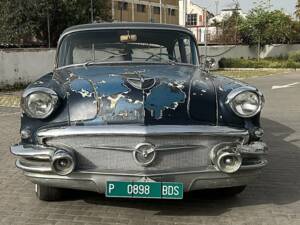 Image 4/8 of Buick 40 Special (1956)