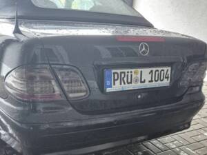 Immagine 7/8 di Mercedes-Benz CLK 320 (1998)