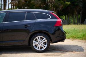 Image 6/6 of Volvo V60 T6 (2012)