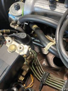 Image 41/63 of Mercedes-Benz 500 SEC (1984)