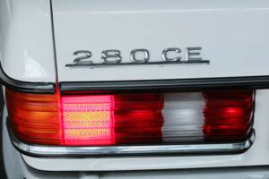 Image 36/36 of Mercedes-Benz 280 CE (1979)