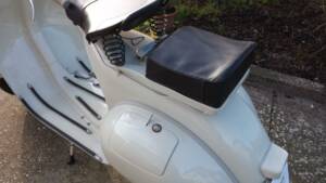 Immagine 23/38 di Piaggio Vespa 125 (1957)