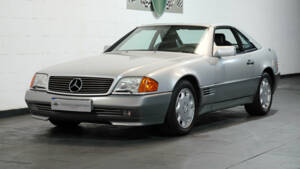 Image 4/38 of Mercedes-Benz 300 SL (1990)