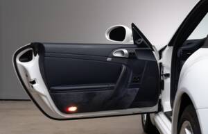 Image 20/40 of Porsche 911 Carrera 4 (2009)
