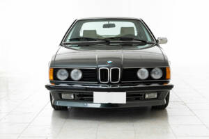 Image 2/7 of BMW 635 CSi (1984)