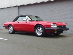 Image 2/99 de Jaguar XJS 5.3 V12 (1990)