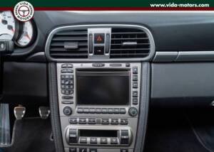 Image 36/54 of Porsche 911 Carrera 4S (2006)