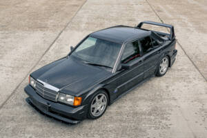 Bild 3/53 von Mercedes-Benz 190 E 2.5-16 (1991)
