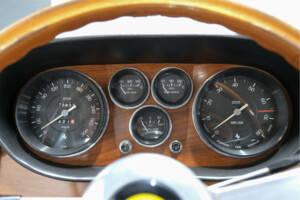 Afbeelding 13/26 van Ferrari 365 GT (1970)