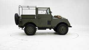 Image 6/15 of Land Rover 107 (1955)