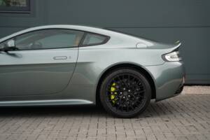 Bild 10/50 von Aston Martin V12 Vantage AMR (2017)