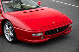 Immagine 8/29 di Ferrari F 355 Berlinetta (1998)