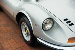 Bild 15/20 von Ferrari Dino 246 GT (1973)