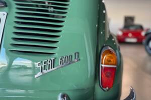 Immagine 10/36 di SEAT 600 D (1966)
