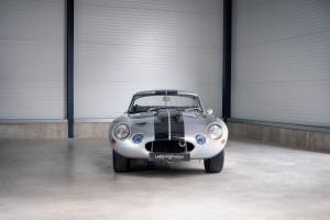 Image 9/37 of Jaguar E-Type 3.8 (1963)
