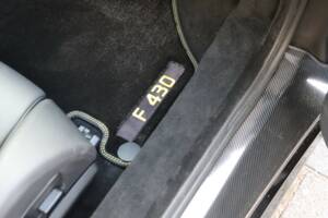 Bild 36/50 von Ferrari F 430 (2010)