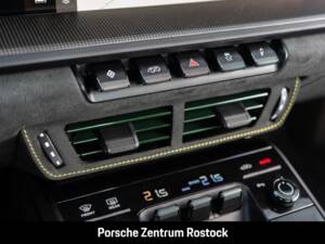 Obraz 23/33 pojazdu Porsche 911 Carrera GTS (1900)