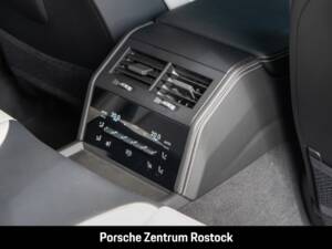 Bild 32/33 von Porsche Panamera 4 E-Hybrid (1900)