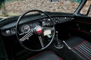 Bild 34/50 von MG MGB (1968)