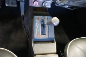 Image 27/33 of Volvo 1800 ES (1972)