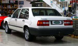 Image 34/34 of Volvo 940 2.3i (1991)