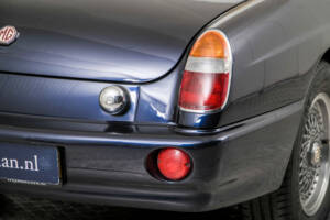 Bild 30/50 von MG RV8 (1993)