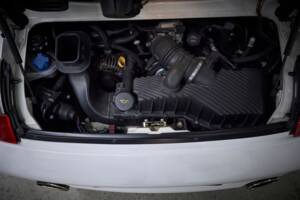 Imagen 75/98 de Porsche 911 Carrera 4S (2004)