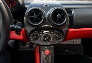 Image 22/29 of Ferrari Enzo Ferrari (2002)