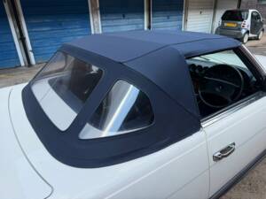 Image 11/50 de Mercedes-Benz 280 SL (1984)