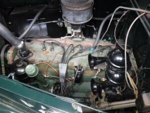 Image 28/50 of Packard 110 (1941)