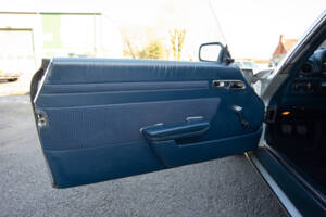 Image 20/39 of Mercedes-Benz 350 SLC (1972)