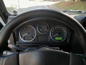 Image 16/50 of Land Rover Defender 110 (1900)