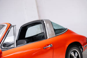 Image 34/40 of Porsche 911 2.0 T (1969)