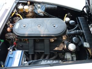 Image 15/17 of Ferrari 330 GT 2+2 (1964)