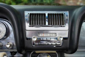 Image 33/50 of Ford Thunderbird (1960)