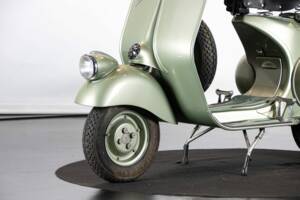 Immagine 35/50 di Piaggio Vespa 125 (1950)