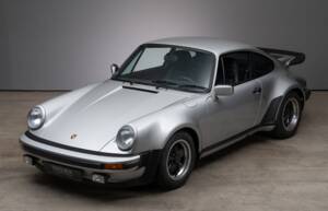 Image 6/29 of Porsche 911 Turbo 3.0 (1976)