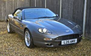 Image 12/50 of Aston Martin DB 7 Volante (1997)