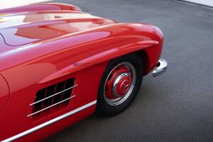 Image 19/49 of Mercedes-Benz 300 SL "Gullwing" (1955)
